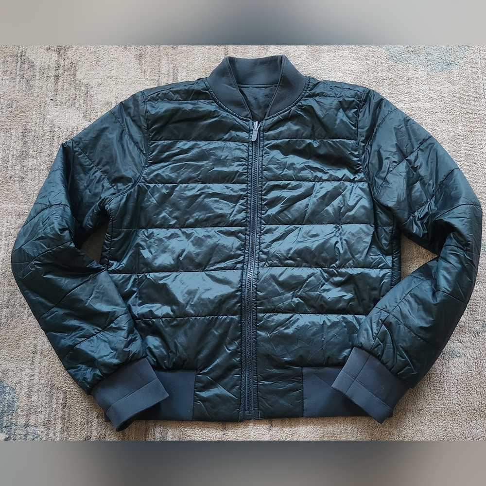 Womens Lululemon NonStop Bomber Reversible Jacket. Dark Green. Size 6.
